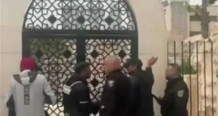 الاحتلال يغلق مقر جمعية برج اللقلق في البلدة القديمة بالقدس لمدة ستة أشهر