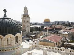"الرئاسية العليا للكنائس": رمضان يحلّ على فلسطين وسط تصاعد الضم وتفاقم كارثة غزة