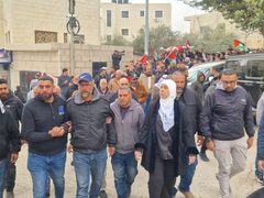 تشييع جثمان الشهيد المقدسي نصر الله صيام إلى مثواه الأخير