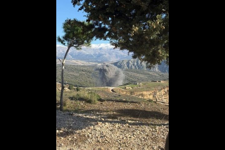 شهيد في قصف الاحتلال مخيم عين الحلوة في لبنان