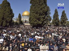 80 ألف مصل يؤدون صلاة الجمعة الأولى من رمضان في المسجد الأقصى