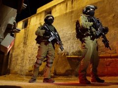 الاحتلال يعتقل طفلا من بلدة الزاوية غرب سلفيت