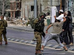 الأمم المتحدة: نحو 5 آلاف فلسطيني نزحوا بسبب هجمات المستوطنين في الضفة