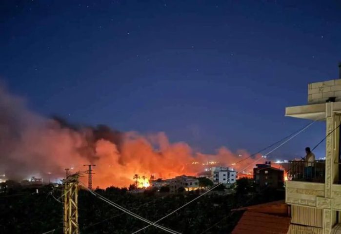 الصحة اللبنانية: اكثر من 10 شهداء و30 جريحا نتيجة الغارات الإسرائيلية على البقاع