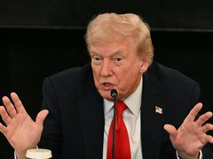 ترامب يحذر : من  الأفضل لإيران ان تفاوض