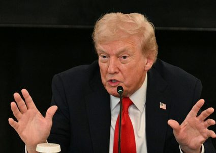 ترامب يحذر : من  الأفضل لإيران ان تفاوض