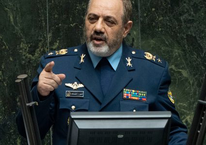 وزير الدفاع الإيراني: قواتنا المسلحة جاهزة وصوراخينا ستصل لتل ابيب