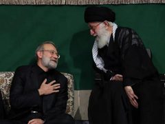خامنئي يوسع صلاحيات لاريجاني ويعيّن نوابًا لكل مسؤول بعد حرب 12 يومًا