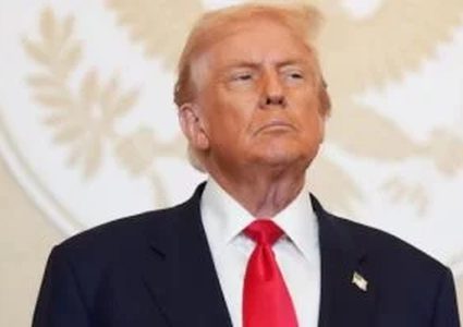 رسوم ترمب العالمية الجديدة تدخل حيز التنفيذ بنسبة 10%