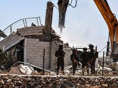 إخطار 23 منزلاً بالهدم في نحالين غرب بيت لحم