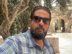 الاحتلال يعتقل الصحفي أحمد جلاجل من باحات المسجد الأقصى