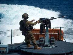 إصابات بنيران زوارق الاحتلال غرب مدينة غزة