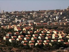 الاحتلال يصدر 146 أمرًا عسكريًا لمصادرة 11.2 ألف دونم بالضفة خلال 2025