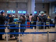 الولايات المتحدة لمواطنيها: غادروا إسرائيل ما دامت هناك رحلات جوية