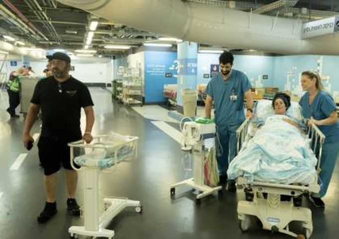 صحة الاحتلال: رفع التأهب لأعلى مستوى والانتقال لمجمعات تحت الأرض