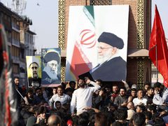 ثلاثة مسؤولين يشرفون على المرحلة الانتقالية في إيران بعد اغتيال خامنئي