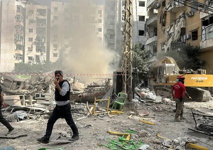 عدوان إسرائيلي واسع على ضاحية بيروت وتهديد بقصف بلدات جنوبًا