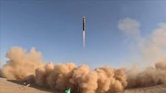 الجيش الإيراني: هجمات صاروخية على القواعد الأميركية في المنطقة