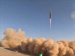 الجيش الإيراني: هجمات صاروخية على القواعد الأميركية في المنطقة