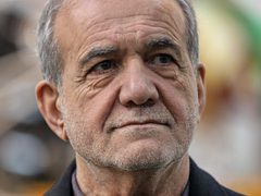 الرئيس الإيراني: لن نصمت ولن نستسلم