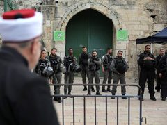 الأوقاف: 24 اقتحامًا للأقصى و45 منعًا للأذان في الإبراهيمي خلال شباط