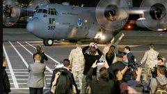 واشنطن تعلن إجلاء 17.5 ألف أميركي من الشرق الأوسط خلال أيام