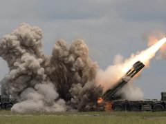 هآرتس: انخفاض ملحوظ في عدد الصواريخ والمسيرات الإيرانية نحو إسرائيل ودول المنطقة