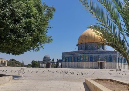 الاحتلال يواصل إغلاق المسجد الأقصى لليوم السادس ويمنع المصلين من دخوله