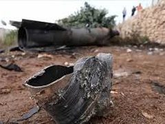 الدفاع المدني: تعاملنا مع 12 حالة تساقط شظايا صواريخ منذ السبت الماضي