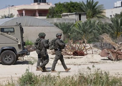 الاحتلال يدفع بمعدات عسكرية ثقيلة ومنازل متنقلة بين أريحا والعوجا