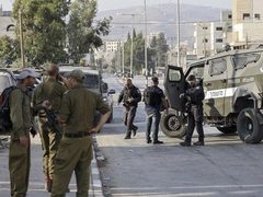 قوات الاحتلال تقتحم بلدة طمون جنوب شرق طوباس