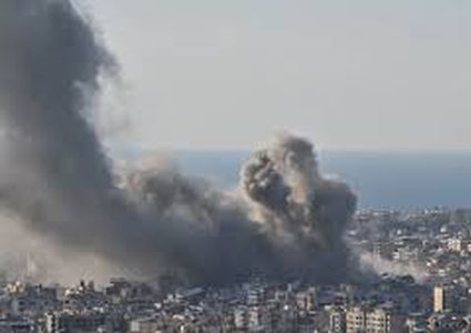 5 شهداء في غارة إسرائيلية على صيدا جنوب لبنان