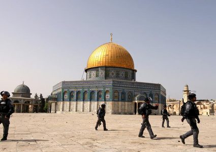 الاحتلال يواصل إغلاق المسجد الأقصى لليوم الثامن