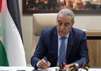 نائب الرئيس: المرأة الفلسطينية كانت وما زالت سيدة التحدي والصمود