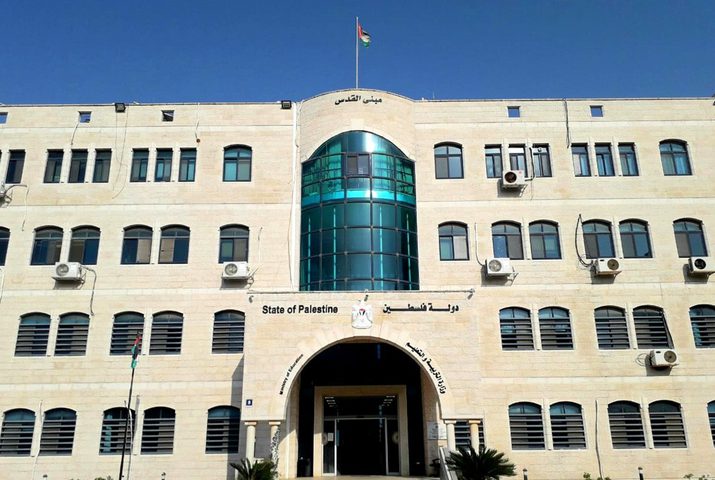 "التربية" توضح طبيعة الدوام المدرسي والجامعي لليومين المقبلين