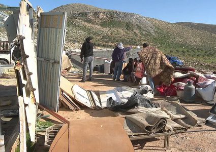 11 عائلة ترحل قسرا من خربة يرزا شرق طوباس بسبب اعتداءات المستوطنين