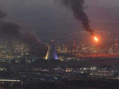 حزب الله يعلن استهداف مصفاة حيفا بسرب من المسيرات الإنقضاضية