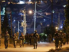 قوات الاحتلال تقتحم قرى جنوب نابلس