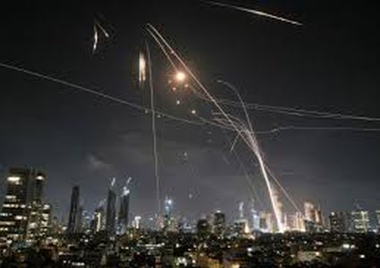 مسؤولون في حكومة الاحتلال: تخوف من حرب طويلة مع إيران ودراسة "مسارات للخروج"