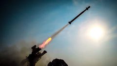 رويترز: إيران لا تزال تحتفظ بأكثر من نصف مخزونها الصاروخي