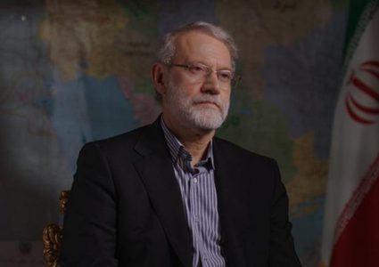 علي لاريجاني يرد على تهديدات دونالد ترامب: الشعب الإيراني لا يخاف من تهديداتك