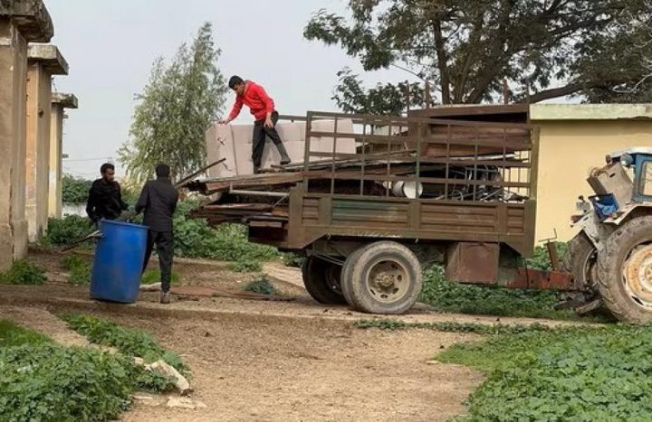 ثلاث عائلات ترحل قسرا من عاطوف جنوب شرق طوباس بسبب اعتداءات المستوطنين