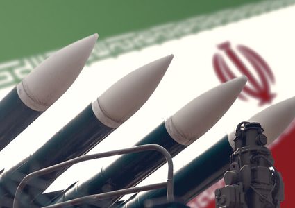 إيران تعلن تنفيذ الموجة 35 واستهداف مواقع في إسرائيل وقواعد أمريكية في المنطقة