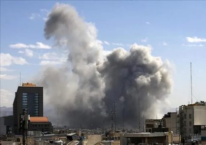 الحرب على إيران تدخل يومها الـ11 وسط تصعيد متبادل وغارات عنيفة