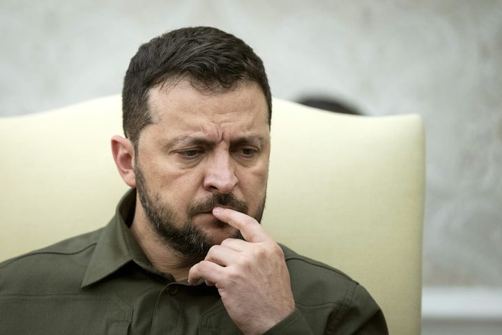 زيلينسكي: روسيا بدات بمساعدة إيران بالطائرات المسيرة وقد ترسل قوات