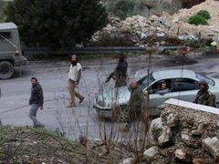 مستوطنون يستولون على منزل قيد الانشاء في حوارة جنوب نابلس