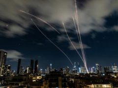 هجوم صاروخي إيرني لبناني مزدوج يهزّ مدن فلسطين المحتلة من رأس الناقورة حتى إيلات