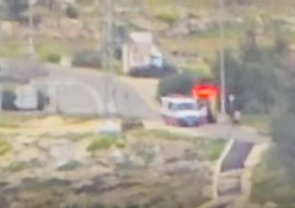 مستوطن يدهس طفلة في مسافر يطا