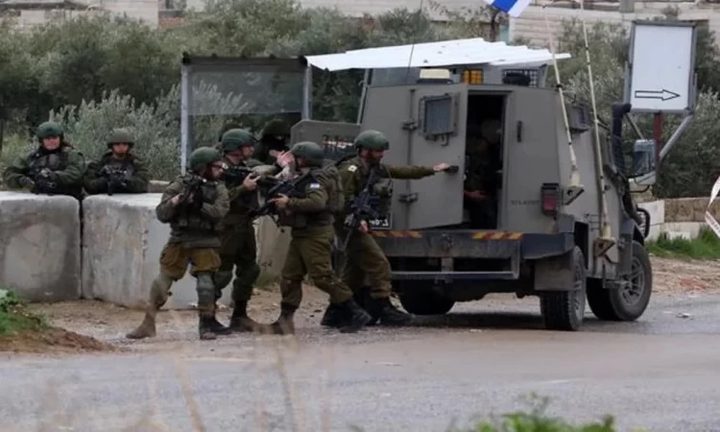 الاحتلال يعتقل مواطنا من ديراستيا شمال غرب سلفيت