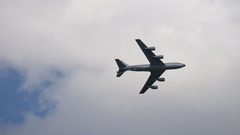 الجيش الأمريكي: مقتل أفراد الطاقم الأربعة على الأقل في حادث تحطم طائرة في العراق